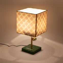 Minecraft Honeycomb Bee Table Lamp -Children Household Series GUEST 5acb73ff a825 43c4 91c7 bda9d459057e
